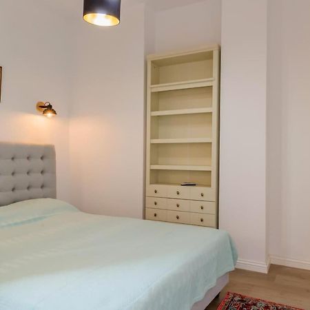 Inova Central Apartment Bukarest Exterior foto