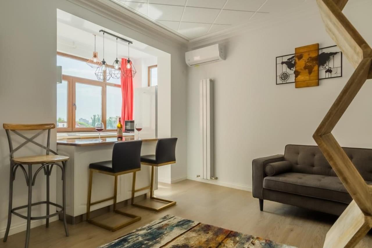 Inova Central Apartment Bukarest Exterior foto